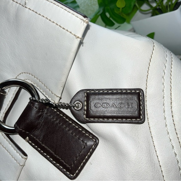 COACH White / Brown Hamptons Soho Flap Satchel Bag F10913 - Picture 3 of 8